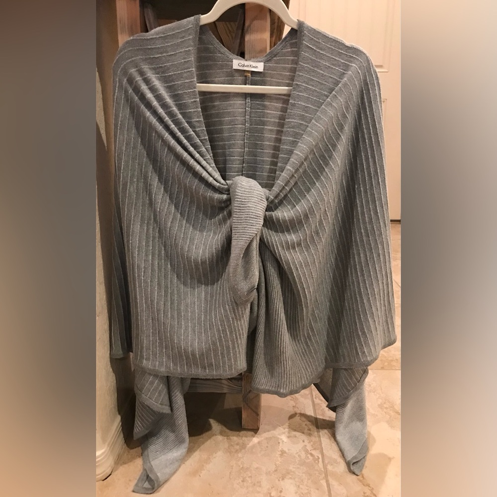 Calvin Klein Metallic Evening Wrap/Shawl Gray Poncho Sweater - One Size